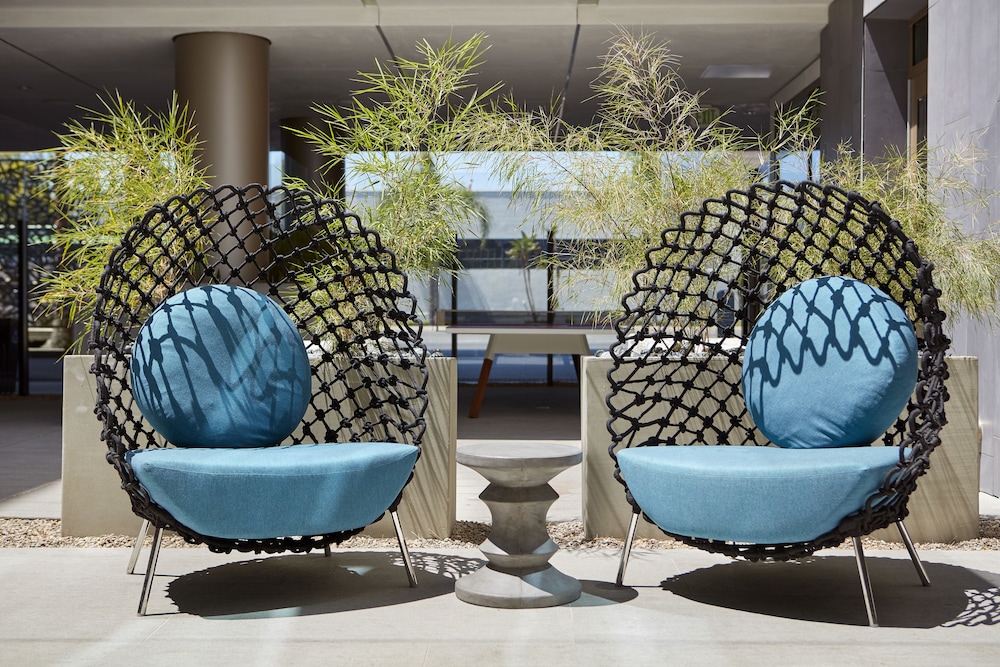 hilton garden inn san diego downtown bayside