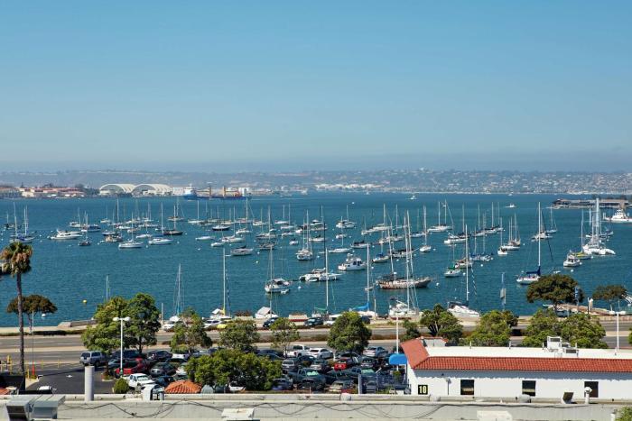 hilton garden inn san diego downtown bayside