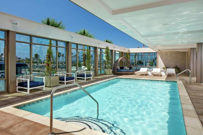 hilton garden inn san diego downtown bayside