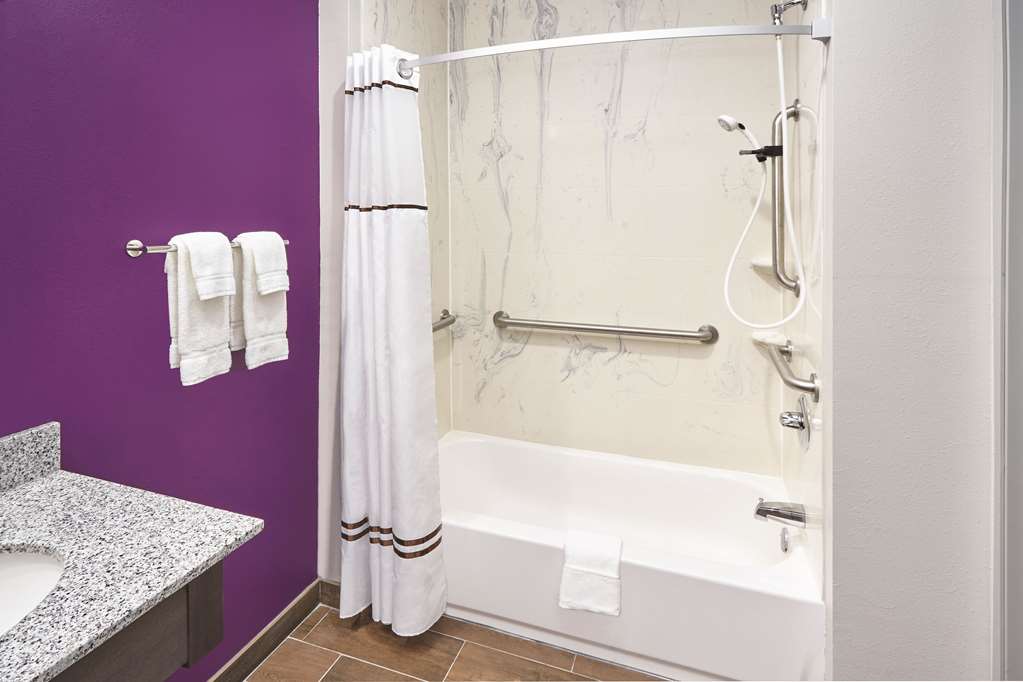 la quinta inn and suites by wyndham springfield il