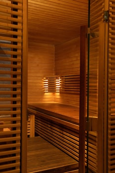 montcalm royal london house london city