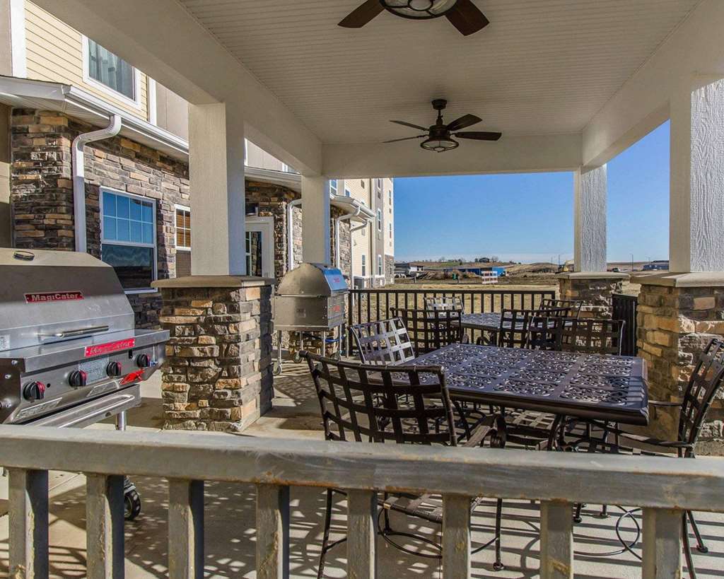 mainstay suites watford city event center