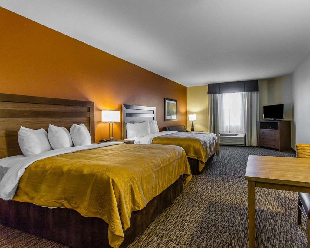 mainstay suites watford city event center