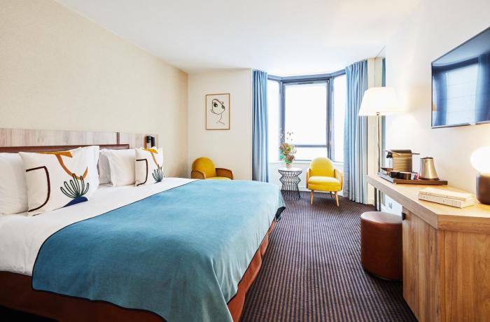 plaza tour eiffel hotel