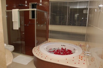 ibituruna center hotel