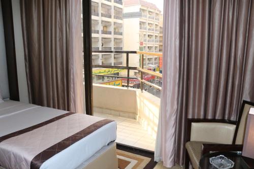 al khaleej grand hotel