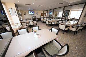 al khaleej grand hotel