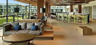 Royal Tulip Gunung Geulis Resort And Golf,In Megamendung,5 star