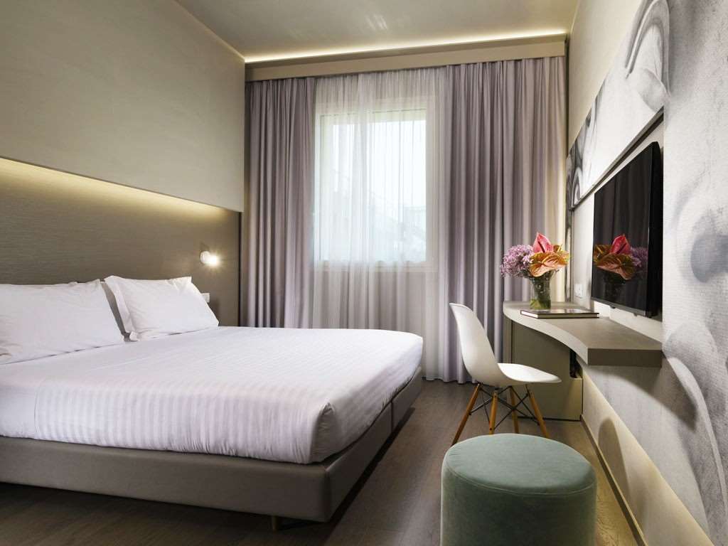 glance hotel in florence