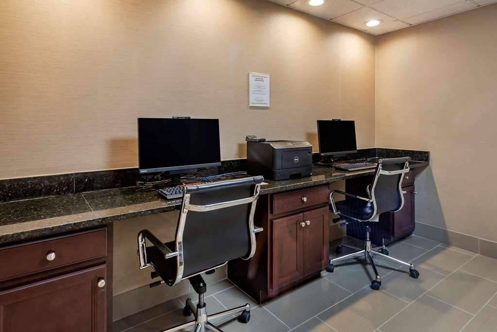comfort suites bethlehem near lehigh university and lvi airport