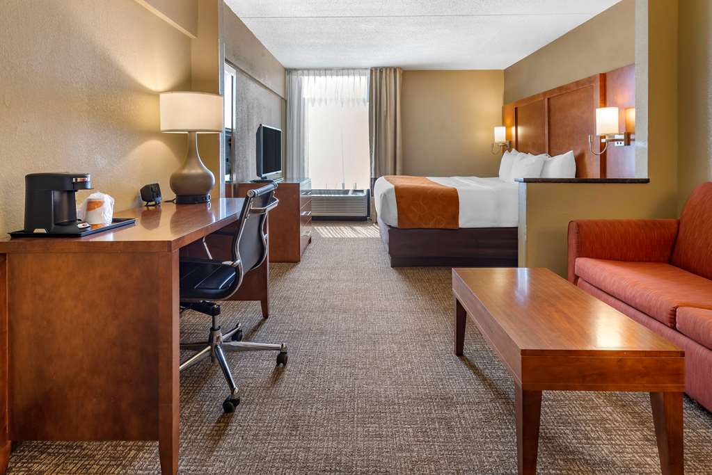 comfort suites bethlehem near lehigh university and lvi airport
