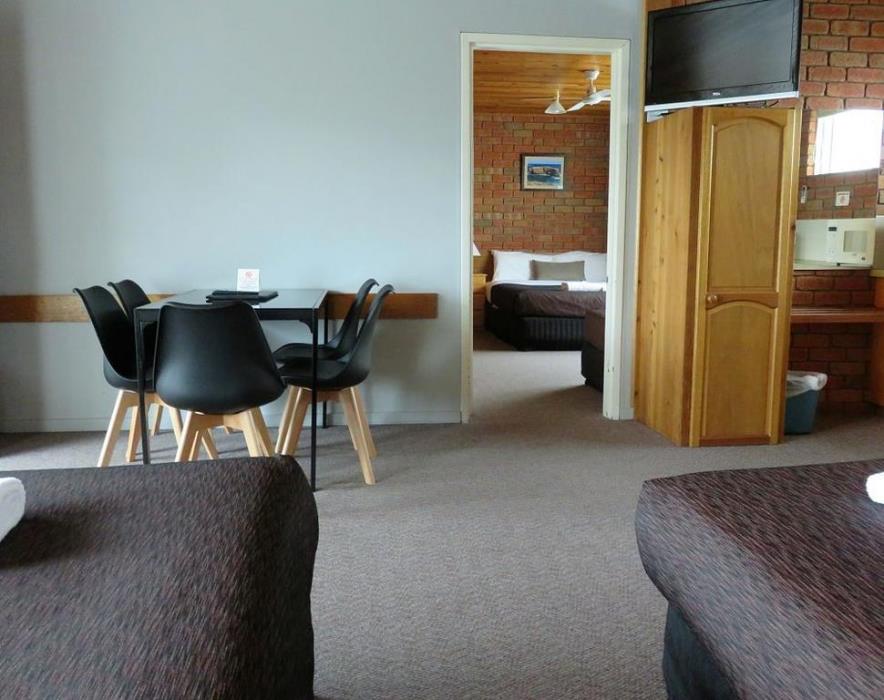 port campbell motor inn