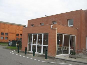 labege