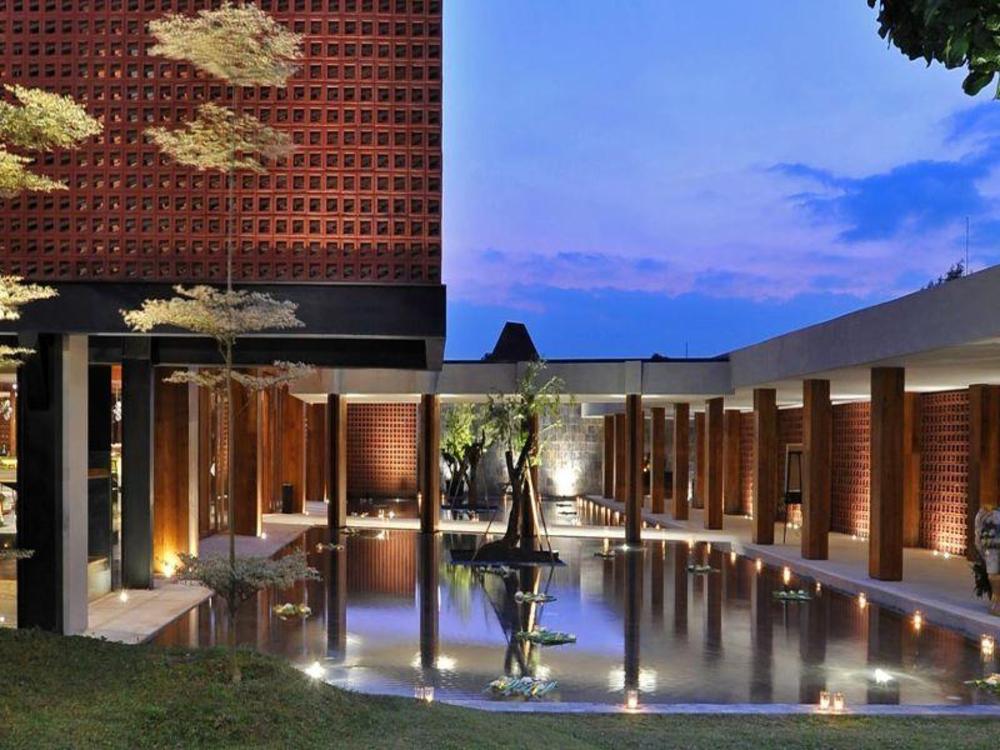 djoglo luxury bungalow