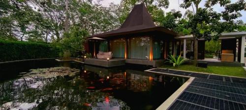 djoglo luxury bungalow
