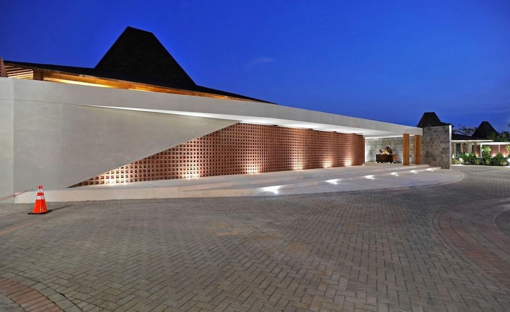 djoglo luxury bungalow