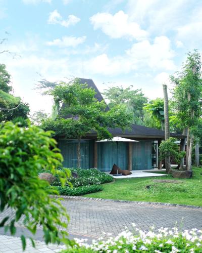 djoglo luxury bungalow
