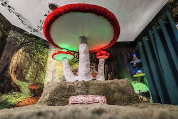 cliff house lodge bed and breakfast adult only