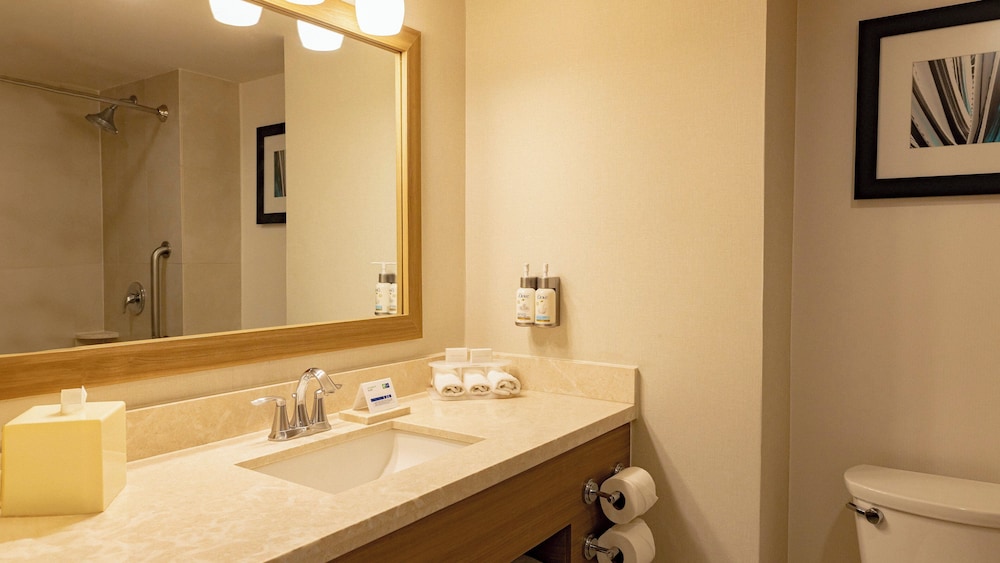 holiday inn express and suites chihuahua juventud by ihg