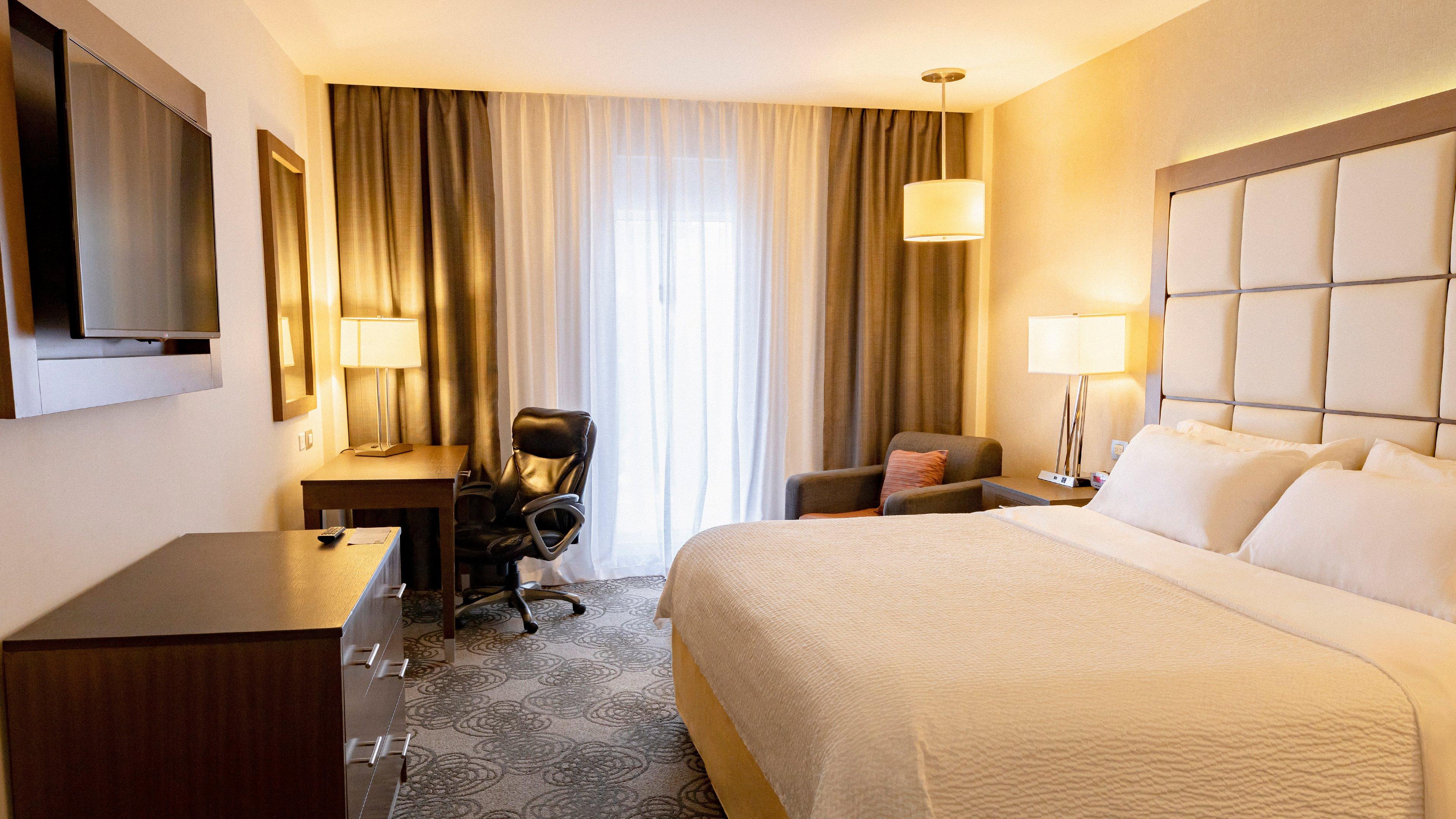 holiday inn express and suites chihuahua juventud by ihg