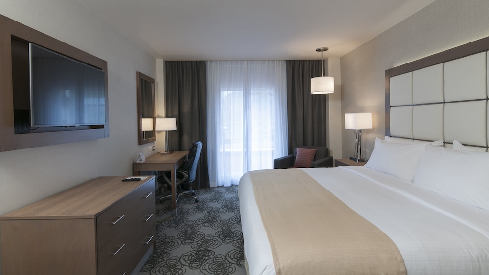 holiday inn express and suites chihuahua juventud by ihg