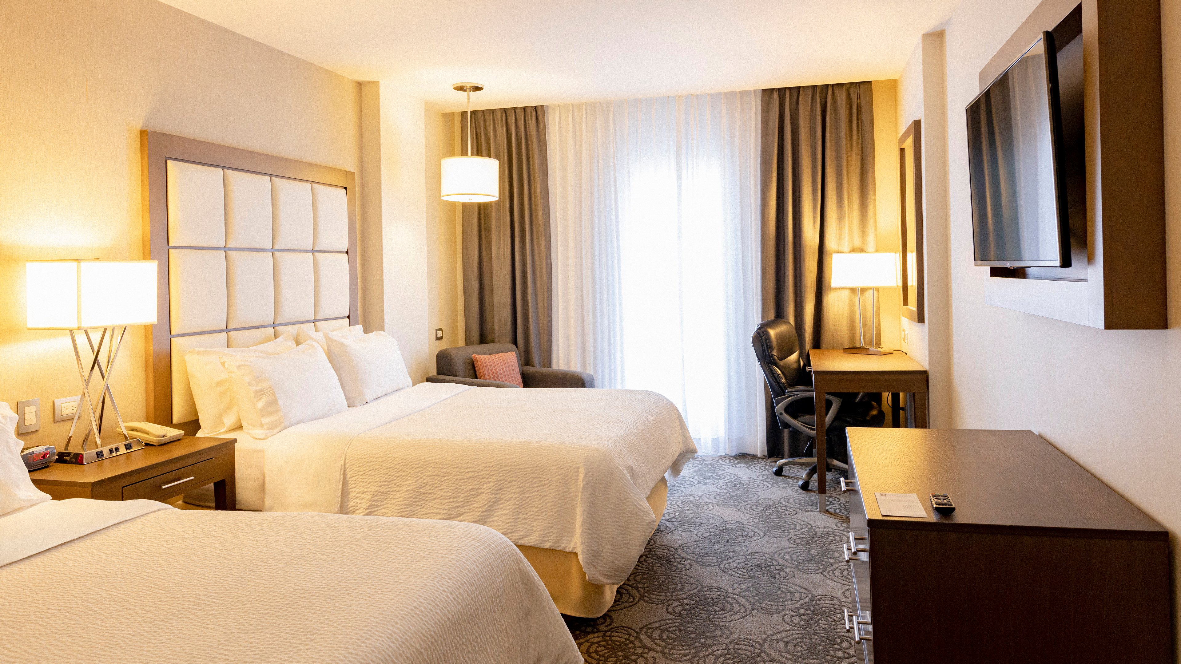 holiday inn express and suites chihuahua juventud by ihg