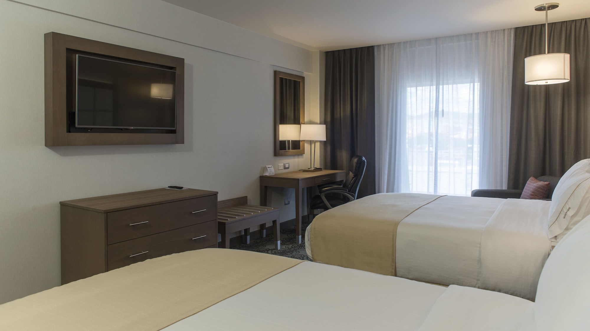 holiday inn express and suites chihuahua juventud by ihg