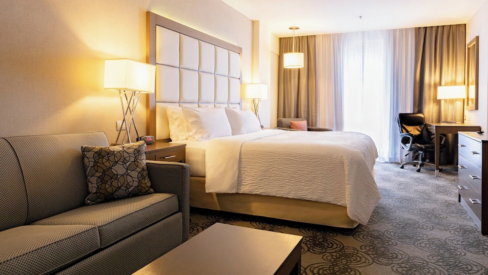 holiday inn express and suites chihuahua juventud by ihg