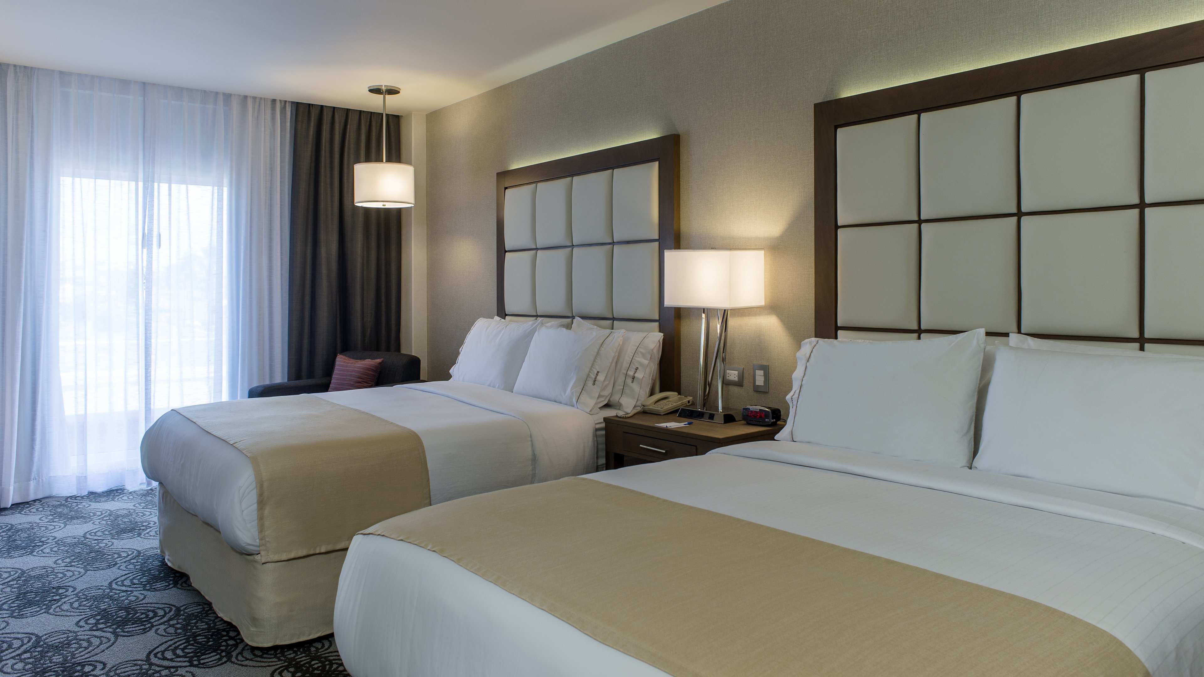 holiday inn express and suites chihuahua juventud by ihg