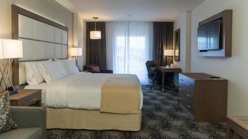 holiday inn express and suites chihuahua juventud by ihg