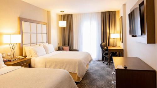 holiday inn express and suites chihuahua juventud by ihg