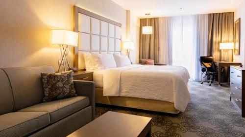 holiday inn express and suites chihuahua juventud by ihg