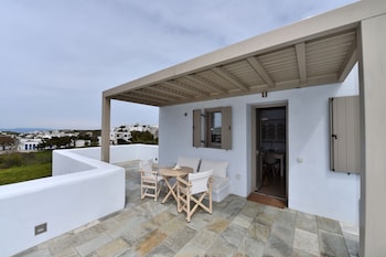 tinos