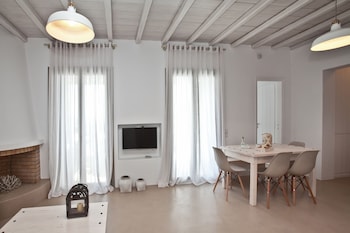 tinos