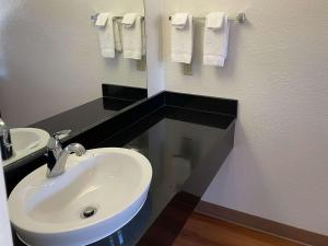 Motel 6 Cameron, Mo,De Kalb>>Cameron,2 star