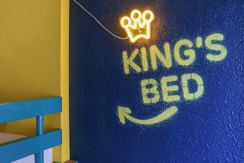 premiere classe marseille vitrolles anjoly