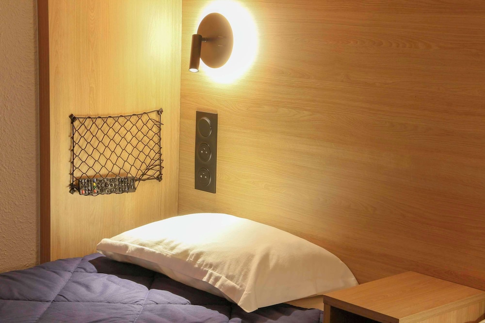 premiere classe marseille vitrolles anjoly