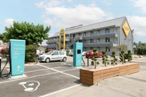 premiere classe marseille vitrolles anjoly