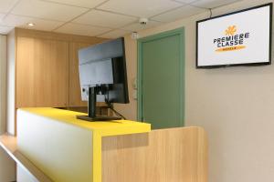 premiere classe marseille vitrolles anjoly