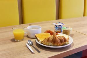 premiere classe marseille vitrolles anjoly