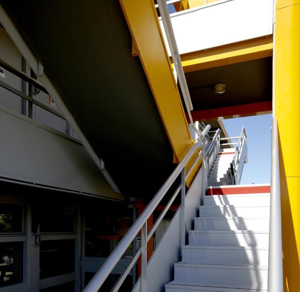 premiere classe marseille vitrolles anjoly