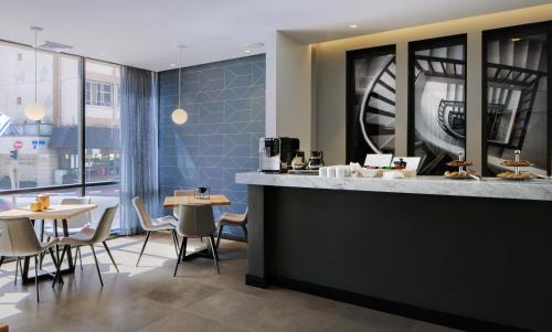 prima tel aviv hotel
