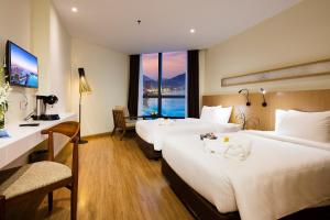 Starcity Hotel & Condotel Beachfront Nha Trang,Khanh Hoa Province>>Nha Trang,5 star