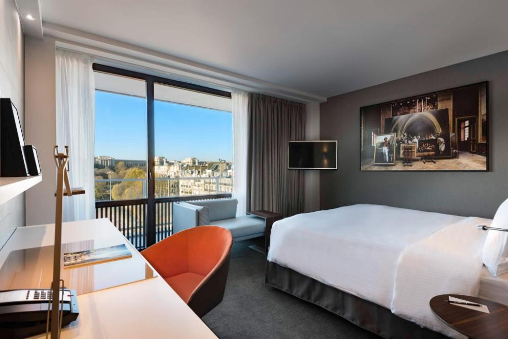 pullman paris tour eiffel