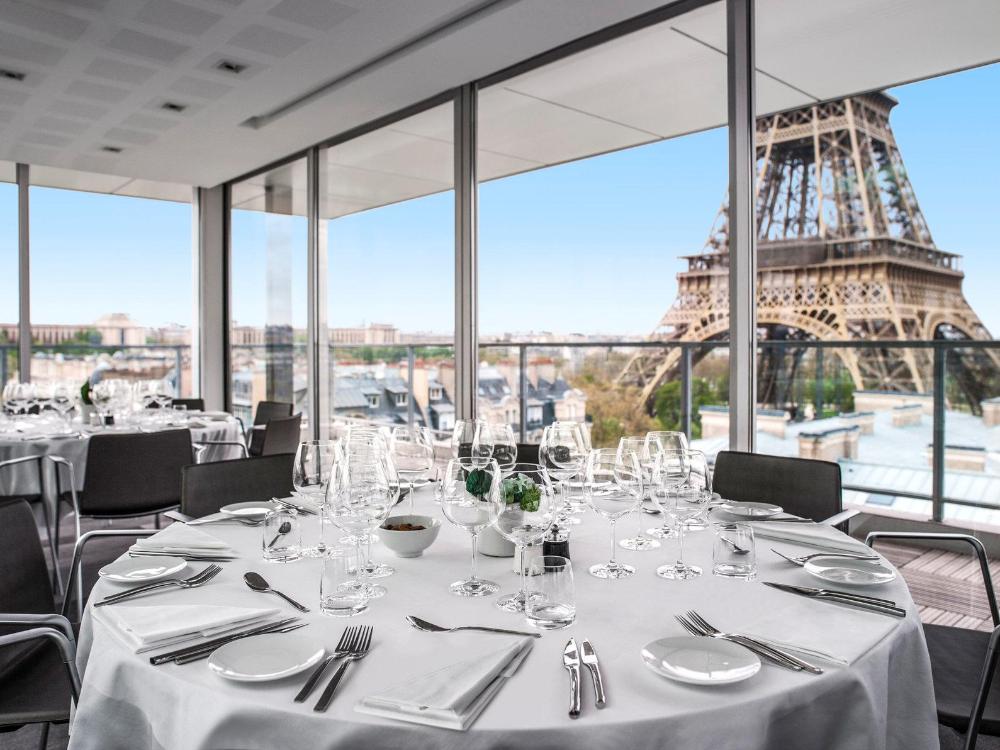 pullman paris tour eiffel