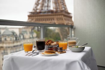 pullman paris tour eiffel