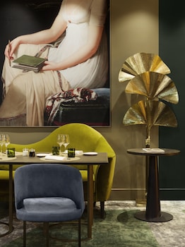 le louis versailles chateau mgallery hotel collection