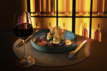 le louis versailles chateau mgallery hotel collection