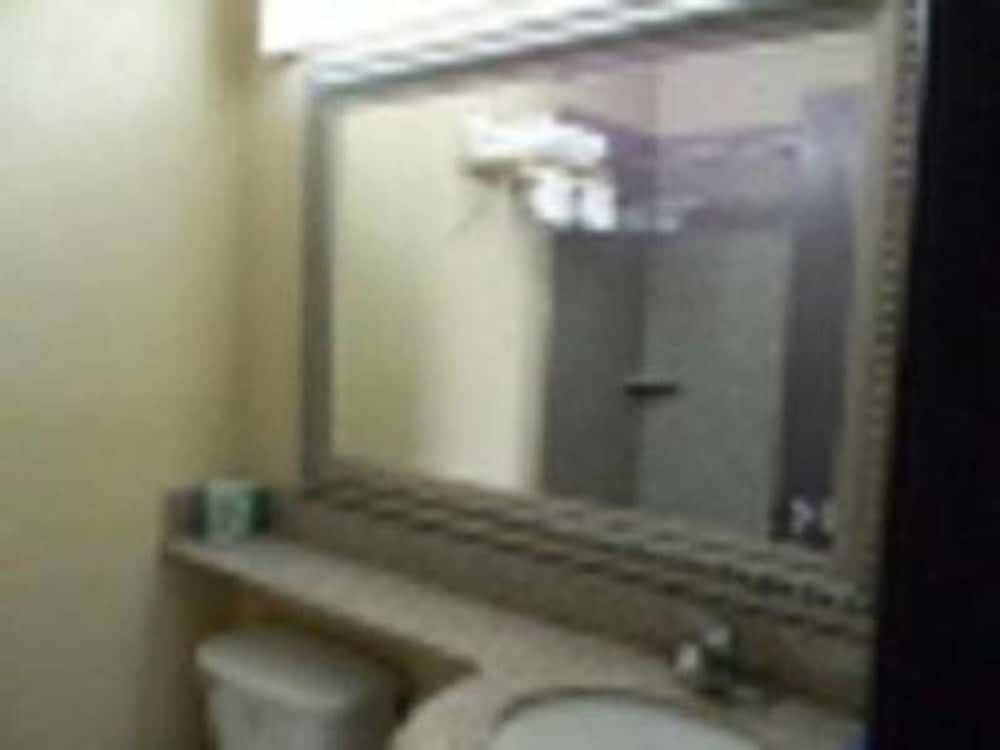 interstate inn express