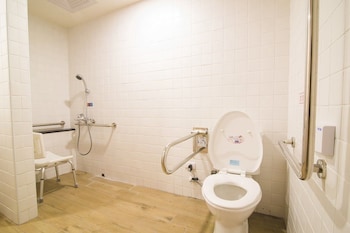 ahiruyah guest house in kaohsiung hostel